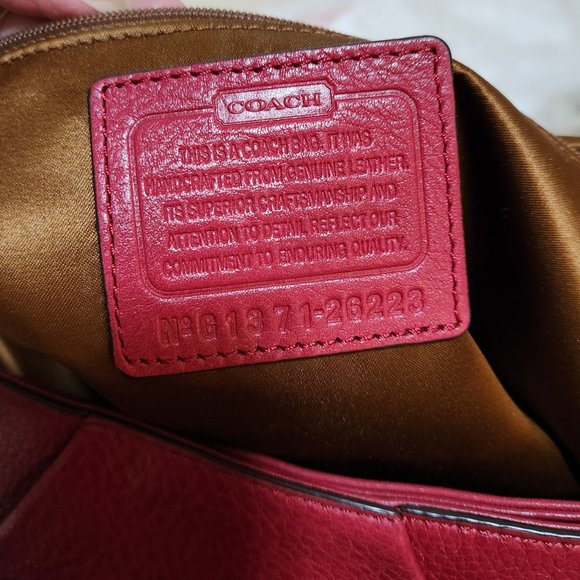 LIKE NEW "COACH" MADISON RED LEATHER SHOULDER FLAP BAG - Picture 3 of 16